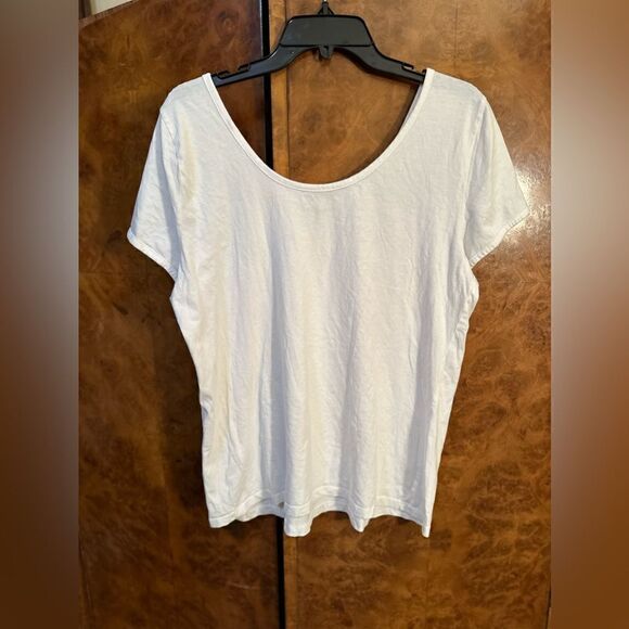 White basic tee - Picture 5 of 5